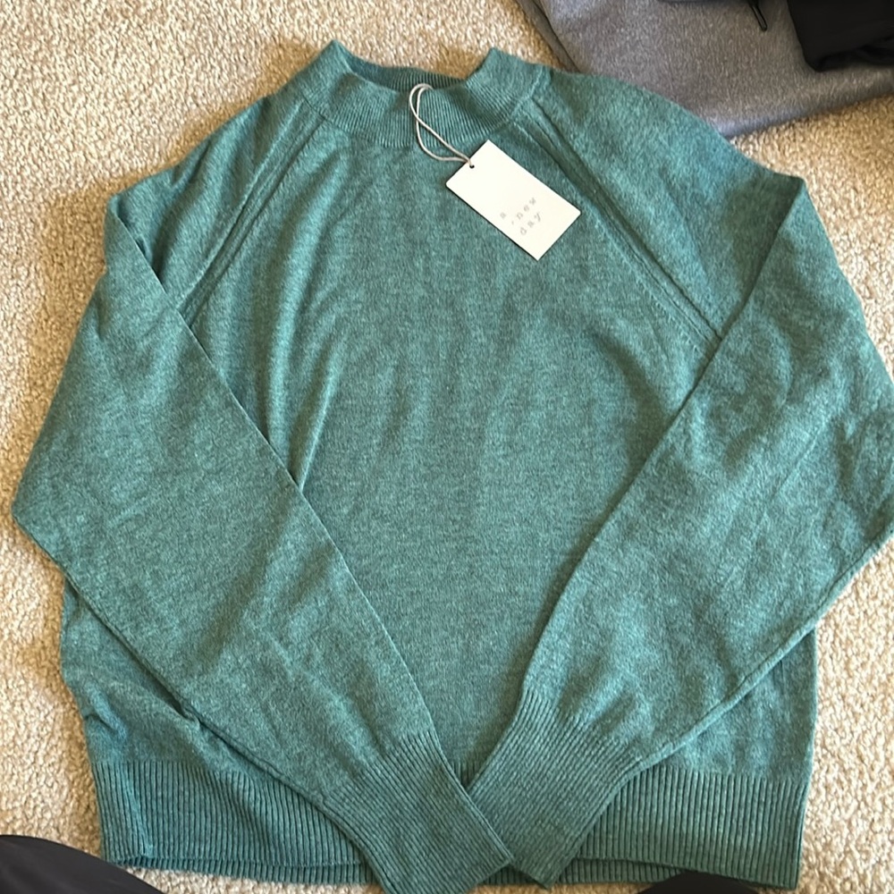 NWT Green Ribbed Sweater Size XS